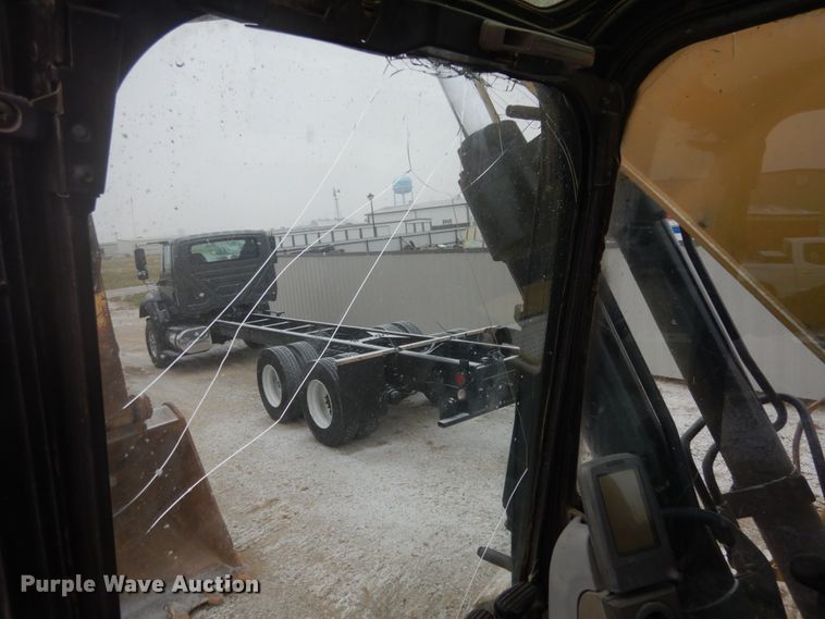 image for item JI9273 2008 Caterpillar 324D  excavator