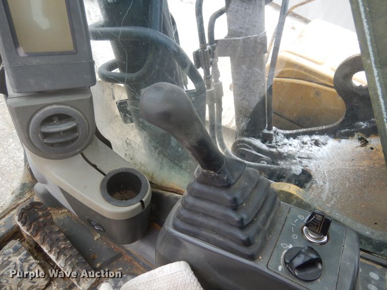 image for item JI9273 2008 Caterpillar 324D  excavator
