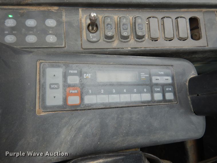 image for item JI9273 2008 Caterpillar 324D  excavator