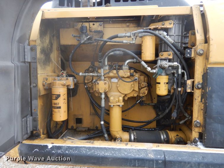 image for item JI9273 2008 Caterpillar 324D  excavator