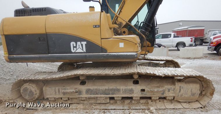 image for item JI9273 2008 Caterpillar 324D  excavator