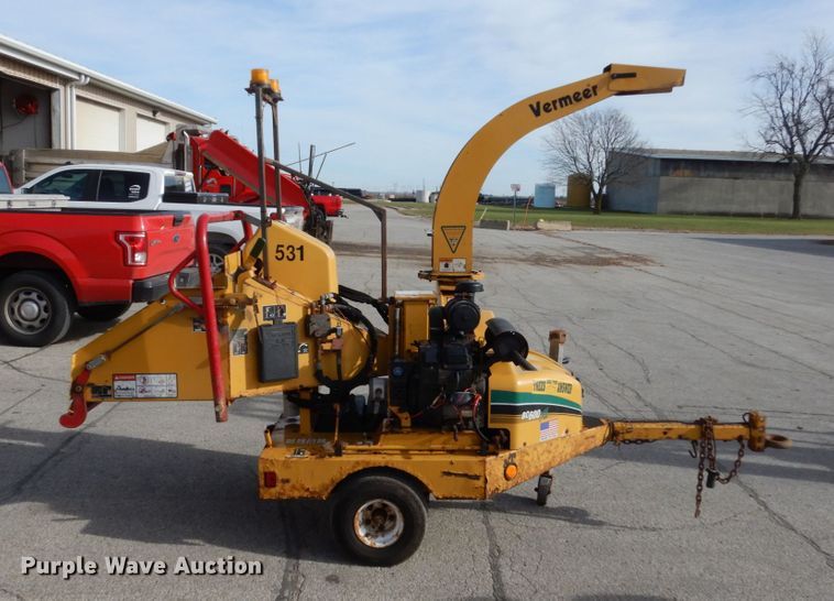 image for item JI9287 2005 Vermeer BC600XL  wood chipper