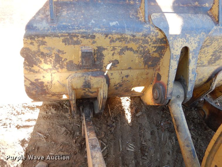 image for item JI9298 1988 Caterpillar 953  track loader