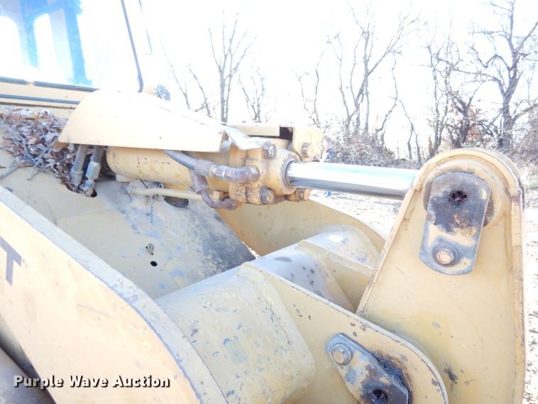 image for item JI9298 1988 Caterpillar 953  track loader