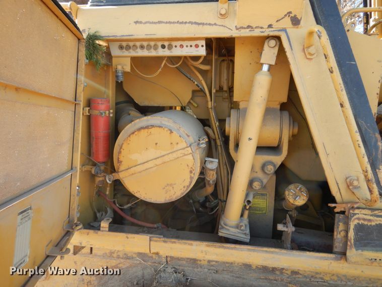 image for item JI9298 1988 Caterpillar 953  track loader