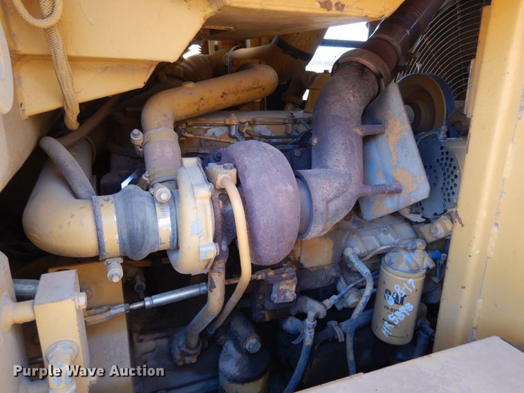 image for item JI9298 1988 Caterpillar 953  track loader