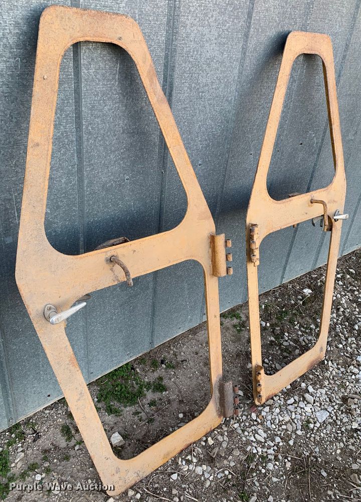 image for item JI9298 1988 Caterpillar 953  track loader