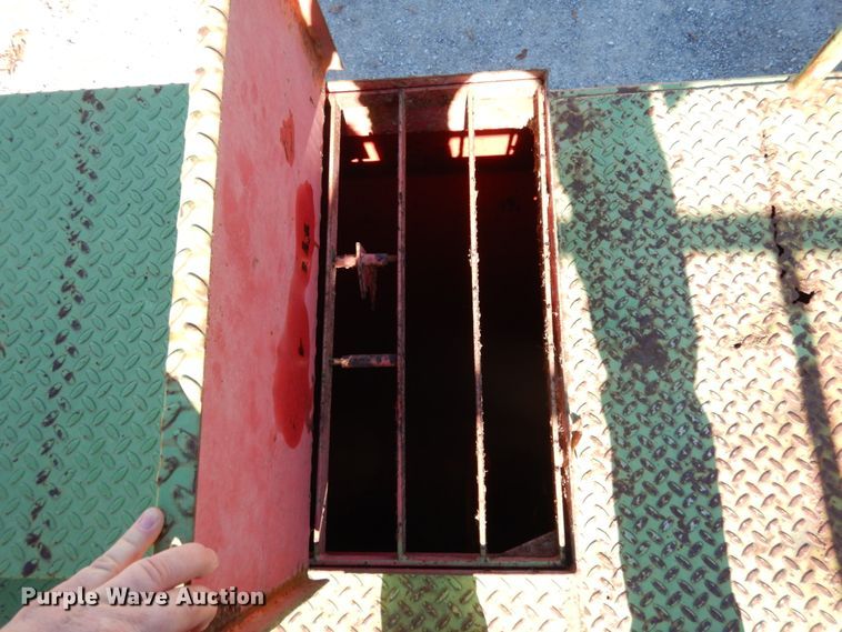 image for item JI9300 Bowie  hydroseeder