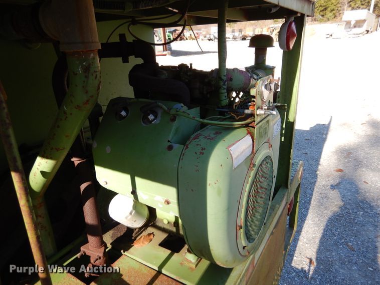 image for item JI9300 Bowie  hydroseeder