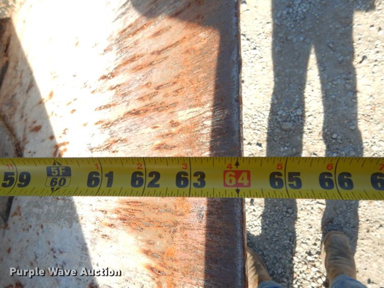 image for item JI9302 Star 1820  self dumping hopper