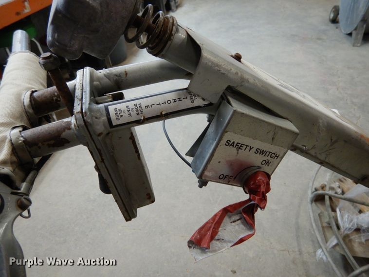 image for item JI9312 Arrow Master F46B4-10.5  power trowel