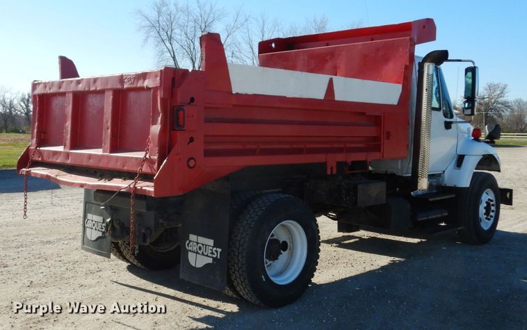 image for item JI9318 2006 International 7400  dump truck