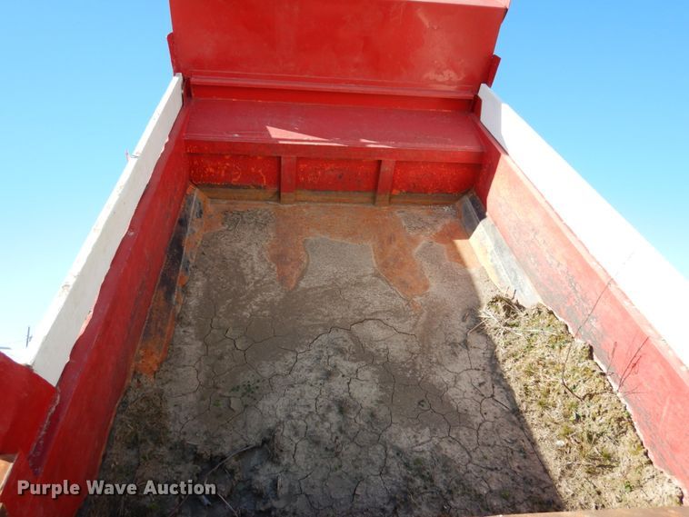 image for item JI9318 2006 International 7400  dump truck