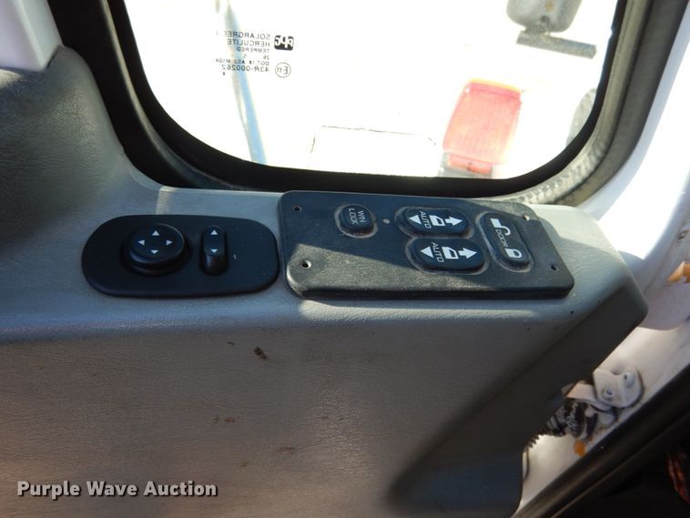 image for item JI9318 2006 International 7400  dump truck