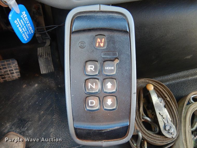 image for item JI9318 2006 International 7400  dump truck