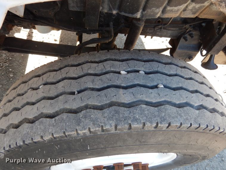 image for item JI9318 2006 International 7400  dump truck