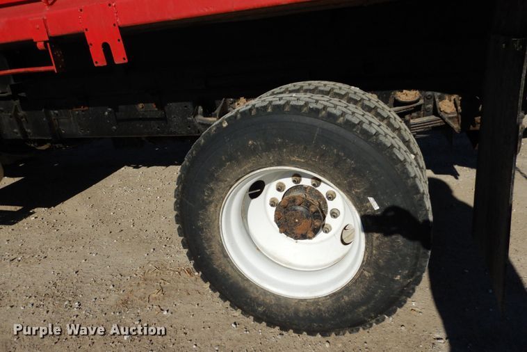 image for item JI9318 2006 International 7400  dump truck