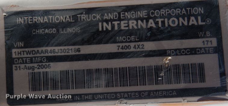 image for item JI9318 2006 International 7400  dump truck
