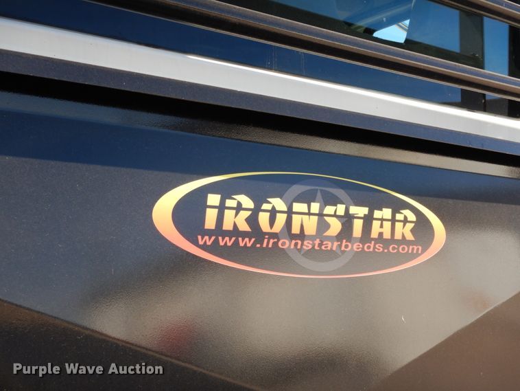 image for item JI9319 2008 International 7400  flatbed truck