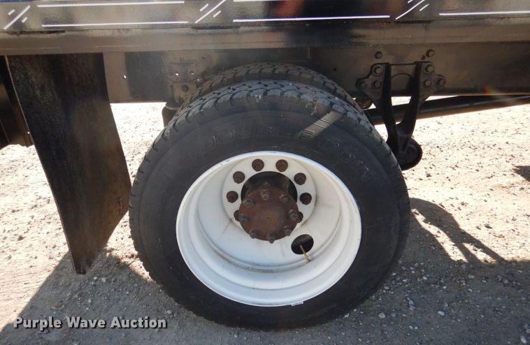 image for item JI9319 2008 International 7400  flatbed truck