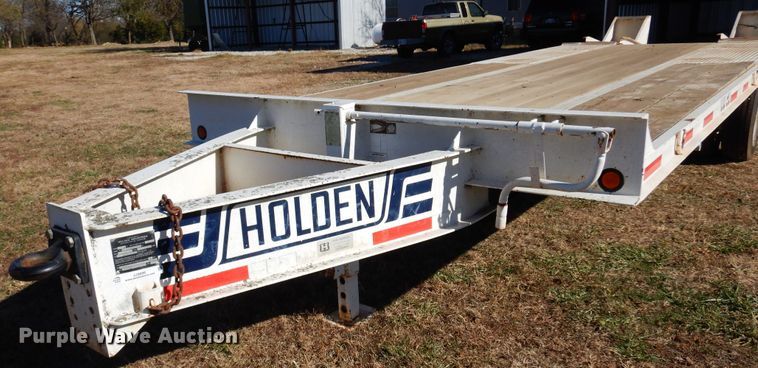 image for item JJ9896 2001 Holden TDO20  equipment trailer