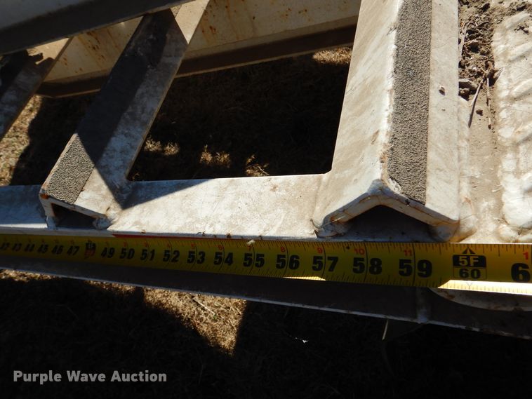 image for item JJ9896 2001 Holden TDO20  equipment trailer