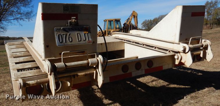 image for item JJ9896 2001 Holden TDO20  equipment trailer