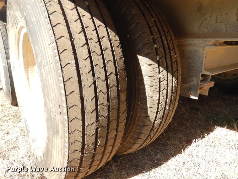 image for item JJ9896 2001 Holden TDO20  equipment trailer