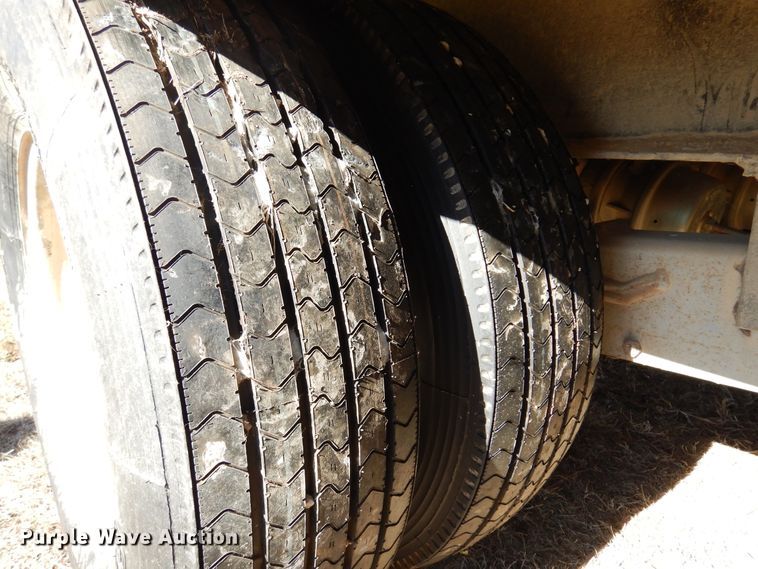 image for item JJ9896 2001 Holden TDO20  equipment trailer