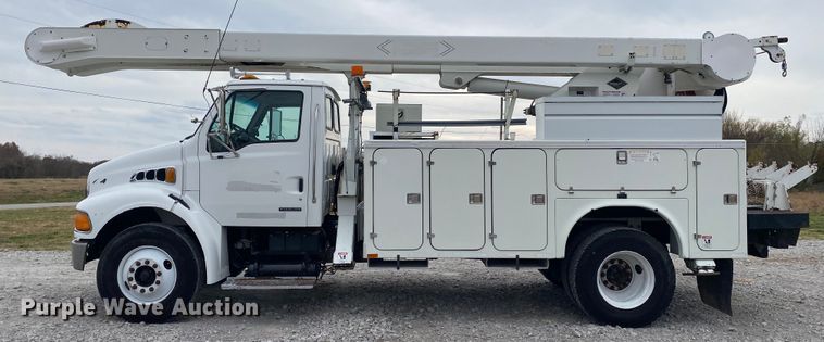 image for item JN9096 2007 Sterling Acterra  bucket truck