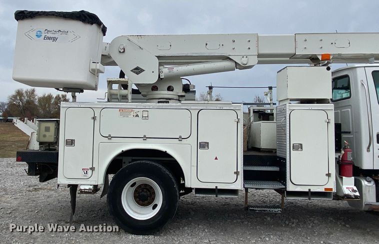 image for item JN9096 2007 Sterling Acterra  bucket truck