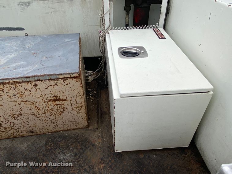 image for item JN9096 2007 Sterling Acterra  bucket truck