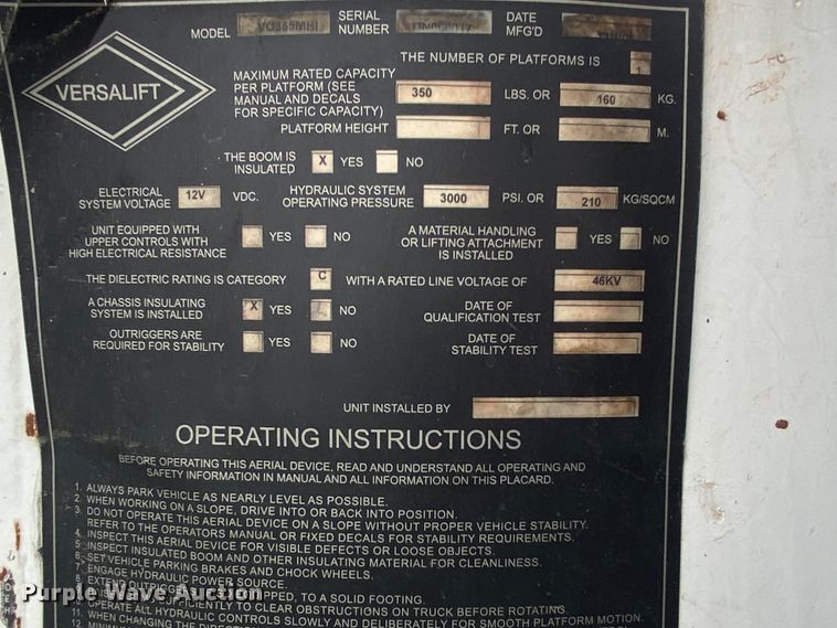 image for item JN9096 2007 Sterling Acterra  bucket truck