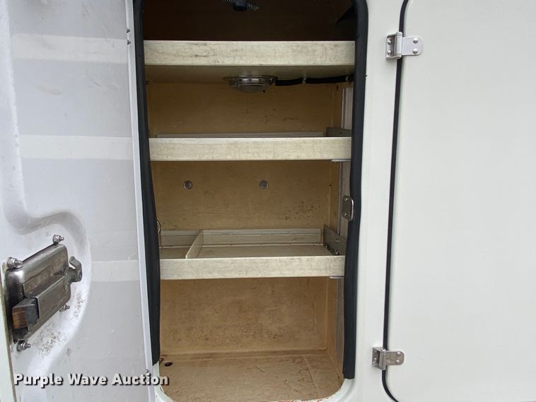 image for item JN9096 2007 Sterling Acterra  bucket truck