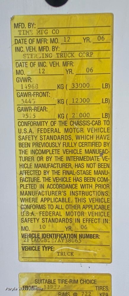 image for item JN9096 2007 Sterling Acterra  bucket truck