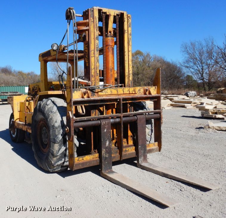 image for item JT9400 1993 Taylor Y-24-BWO  forklift