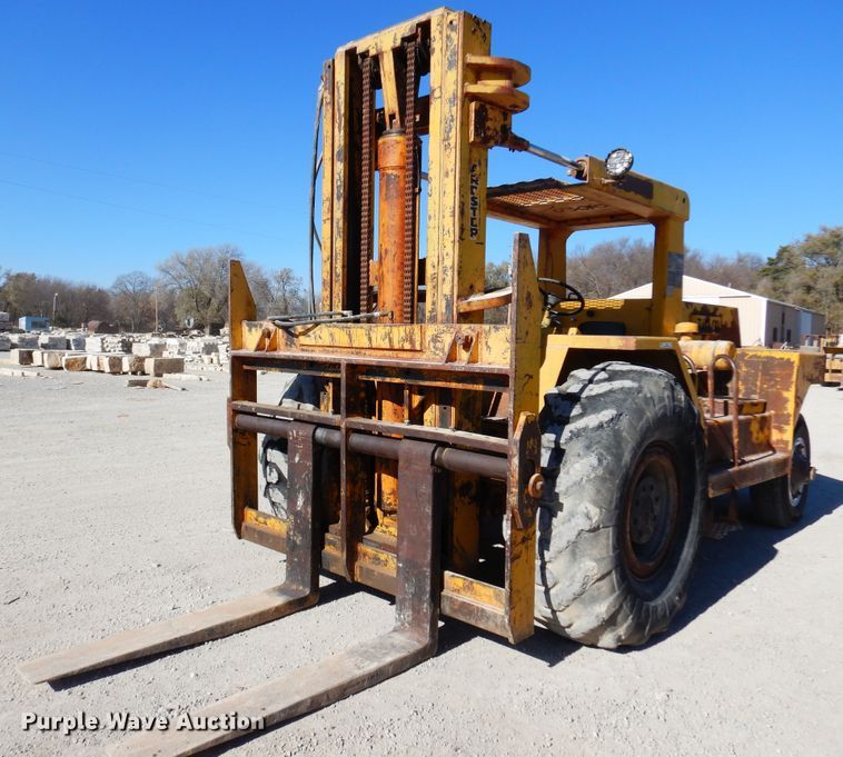 image for item JT9400 1993 Taylor Y-24-BWO  forklift