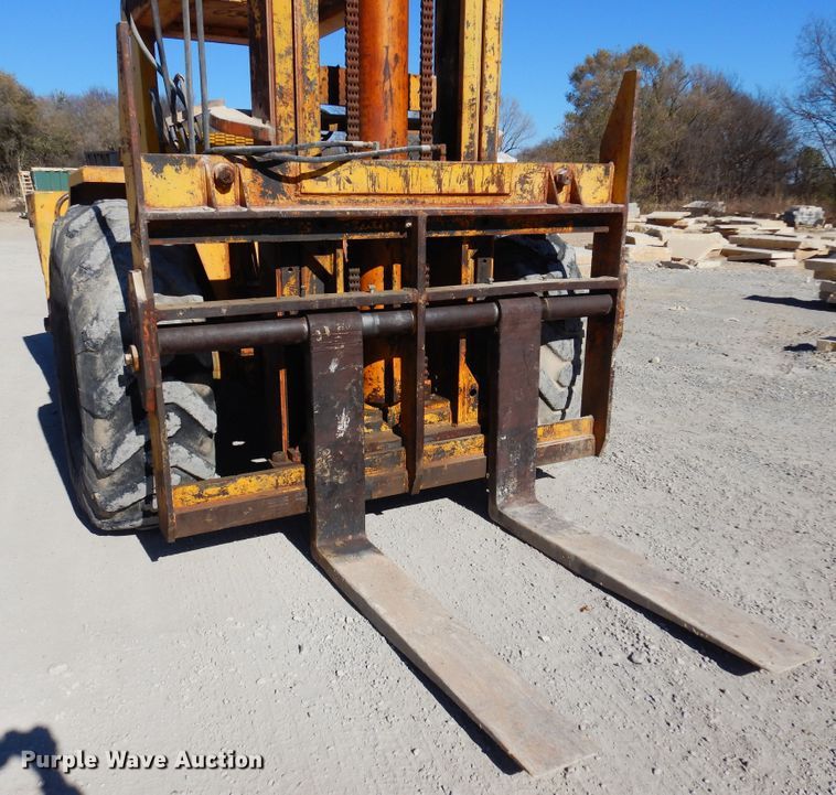 image for item JT9400 1993 Taylor Y-24-BWO  forklift