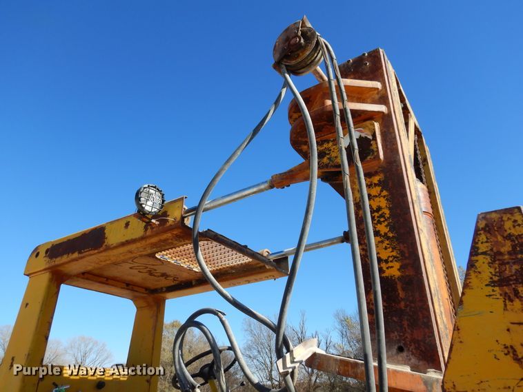 image for item JT9400 1993 Taylor Y-24-BWO  forklift