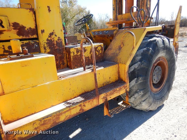 image for item JT9400 1993 Taylor Y-24-BWO  forklift