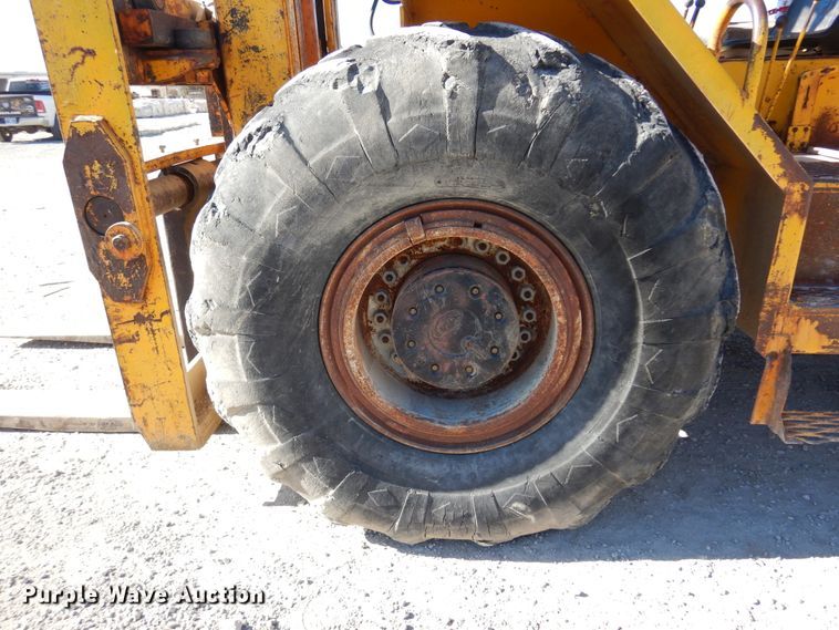 image for item JT9400 1993 Taylor Y-24-BWO  forklift