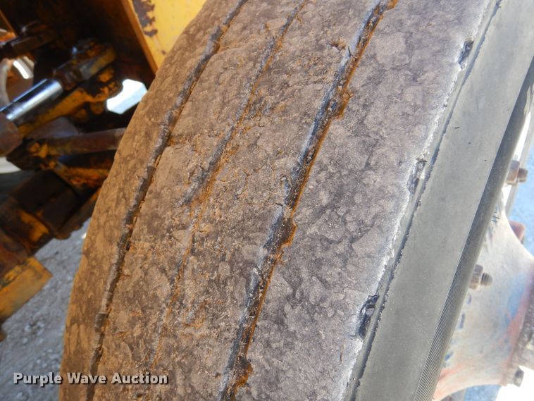 image for item JT9400 1993 Taylor Y-24-BWO  forklift