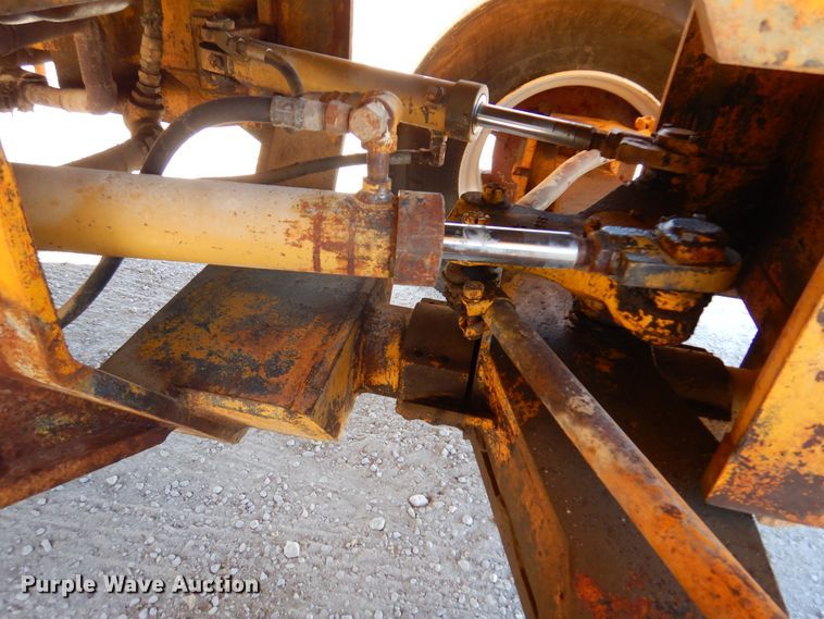 image for item JT9400 1993 Taylor Y-24-BWO  forklift