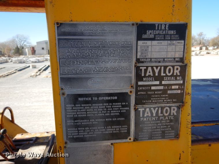 image for item JT9400 1993 Taylor Y-24-BWO  forklift