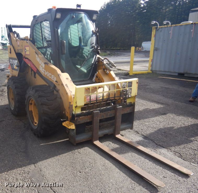 image for item JZ9786 2012 Caterpillar 272D XHP  skid steer loader