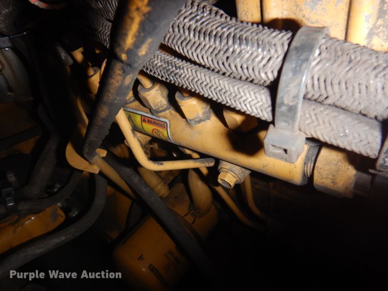 image for item JZ9786 2012 Caterpillar 272D XHP  skid steer loader