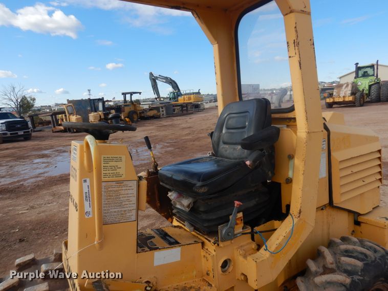 image for item JZ9818 2006 Rammax P48K4B  single drum vibratory roller