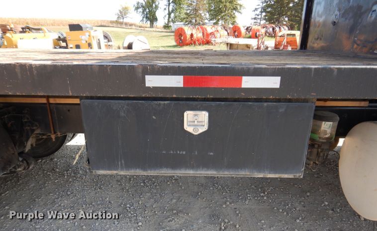 image for item KA9492 2012 International ProStar 113  flatbed truck