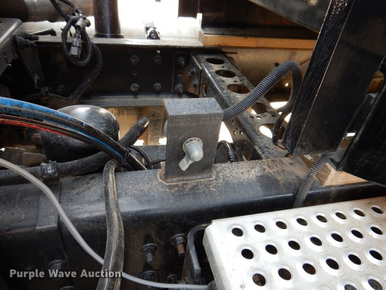 image for item KA9492 2012 International ProStar 113  flatbed truck