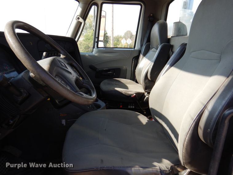 image for item KA9492 2012 International ProStar 113  flatbed truck